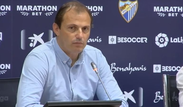 Arnau llama a la unidad en el Málaga Arnau llama a la unidad en el Málaga