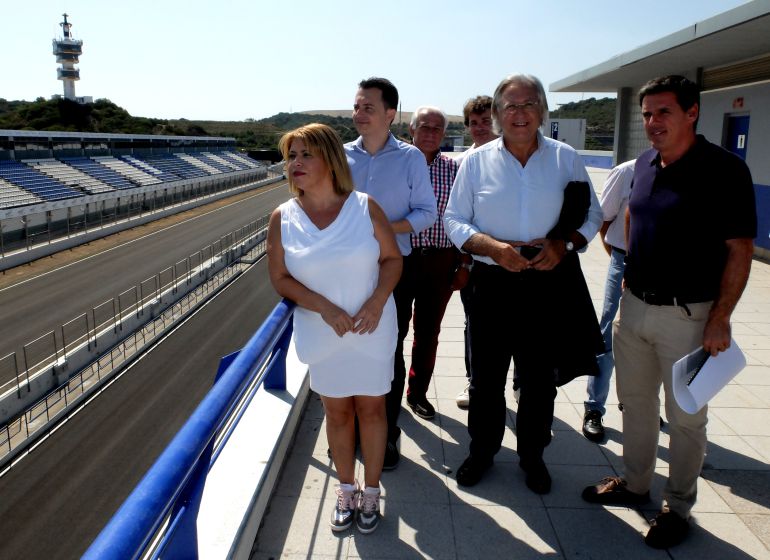 Imagen de la visita del gobierno local al Circuito de Jerez Imagen de la visita del gobierno local al Circuito de Jerez