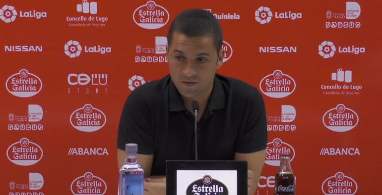 Francisco, entrenador del Lugo, valoró el encuentro ante el Cádiz en el Anxo Carro Francisco, entrenador del Lugo, valoró el encuentro ante el Cádiz en el Anxo Carro
