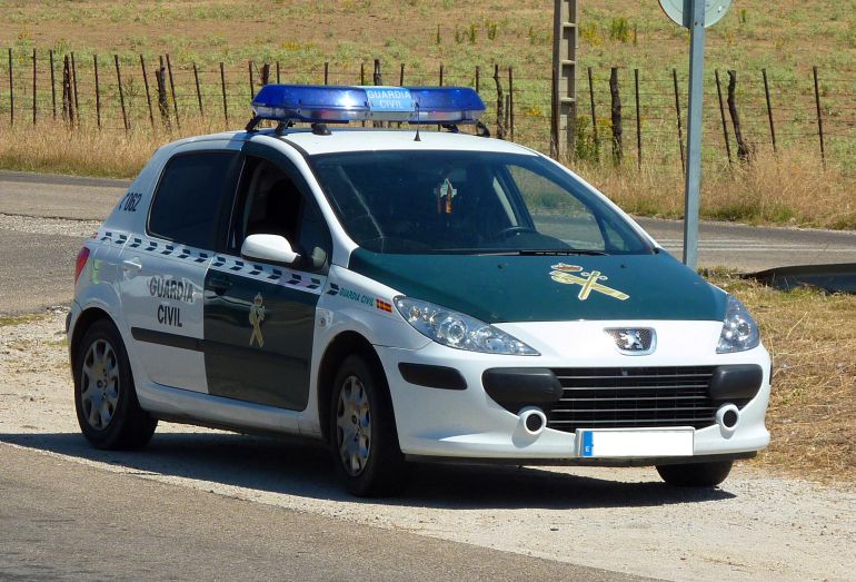 Se investiga a una joven por colgar una foto de un hombre en una web de contactos Se investiga a una joven por colgar una foto de un hombre en una web de contactos