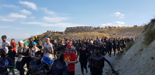 Bajando con el Cascamorras desde Las Arrodeas Bajando con el Cascamorras desde Las Arrodeas
