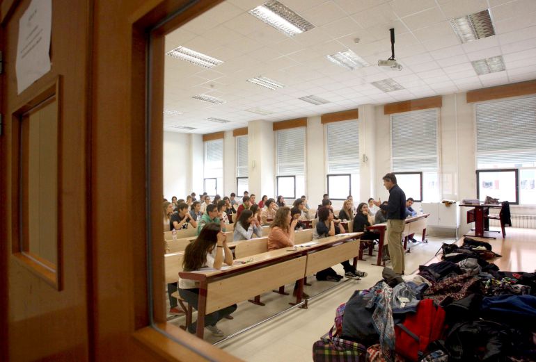 "No tendría sentido que los alumnos se examinaran dos veces en 15 días" "No tendría sentido que los alumnos se examinaran dos veces en 15 días"