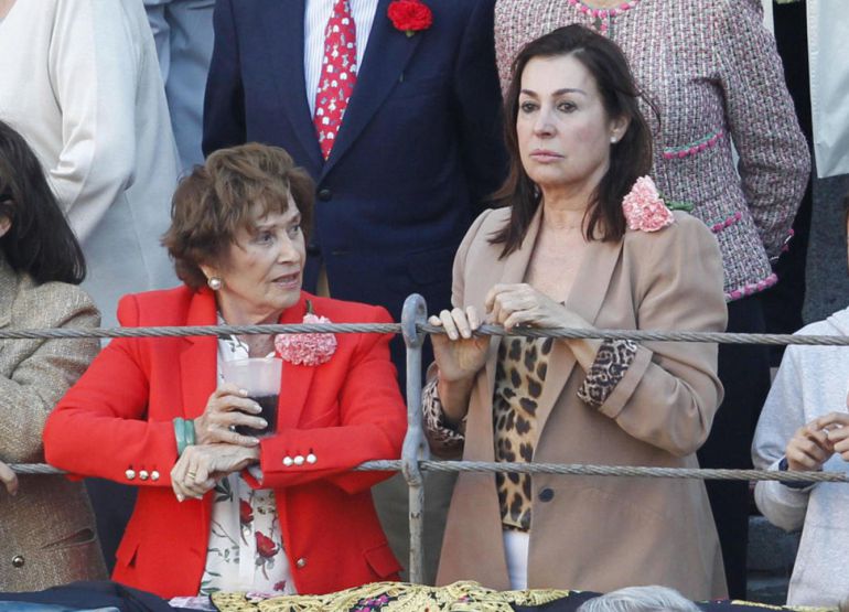 Multa de 4.500 euros a los Franco Multa de 4.500 euros a los Franco