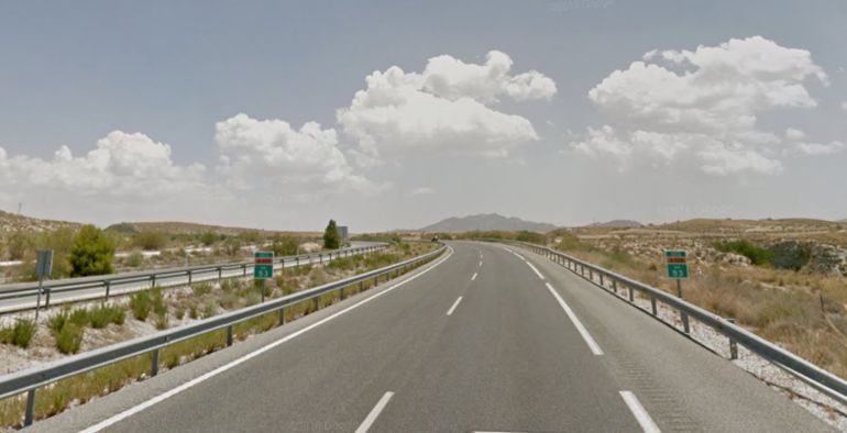 Autovía A-92N a su paso por el término municIpal de Cúllar Autovía A-92N a su paso por el término municIpal de Cúllar