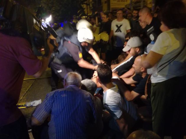 Graves incidentes, heridos y detenciones en la tercera concentración Pro-Soterramiento Graves incidentes, heridos y detenciones en la tercera concentración Pro-Soterramiento