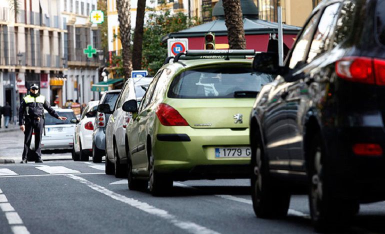 Encuestas Tráfico: Más de 40.000 encuestas para buscar mejoras en el tráfico de Sevilla Encuestas Tráfico: Más de 40.000 encuestas para buscar mejoras en el tráfico de Sevilla