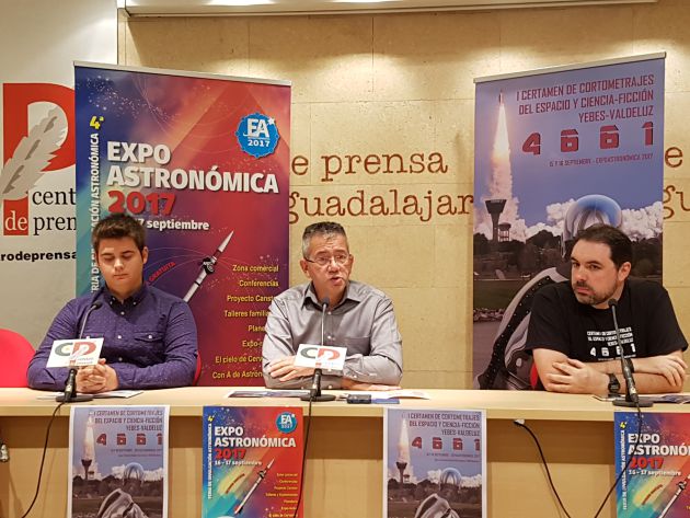 En Yebes Valdeluz se celebra este fin de semana la 4ª edición de Expoastronómica 2017, una feria de astronomía para todos los públicos: Valdeluz acerca la astronomía de forma divertida y didáctica a todos los públicos En Yebes Valdeluz se celebra este fin de semana la 4ª edición de Expoastronómica 2017, una feria de astronomía para todos los públicos: Valdeluz acerca la astronomía de forma divertida y didáctica a todos los públicos