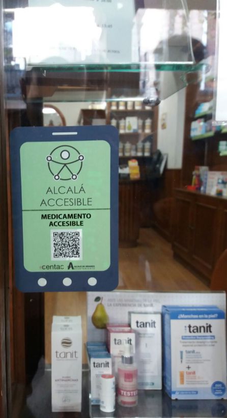 Uno de los lectores QR del Espacio Integrado Inteligente, en una farmacia de Alcalá de Henares. Uno de los lectores QR del Espacio Integrado Inteligente, en una farmacia de Alcalá de Henares.