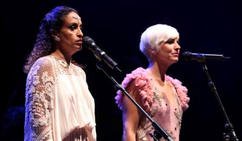 Noa y Pasión Vega durante su concierto en Fuenlabrada Noa y Pasión Vega durante su concierto en Fuenlabrada