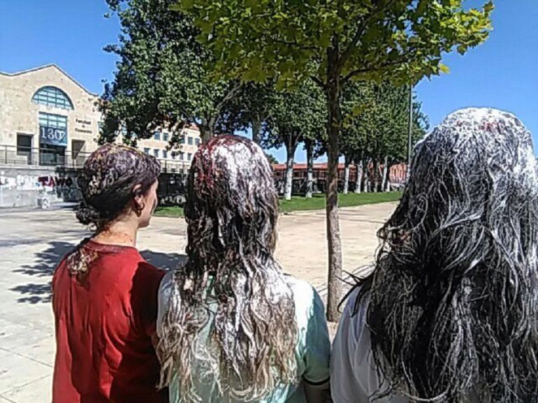 Tres alumnas de industriales relatan en la SER las novatadas Tres alumnas de industriales relatan en la SER las novatadas