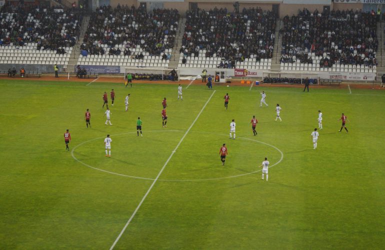 Fotografía de archivo de un partido del Albacete Balompié Fotografía de archivo de un partido del Albacete Balompié