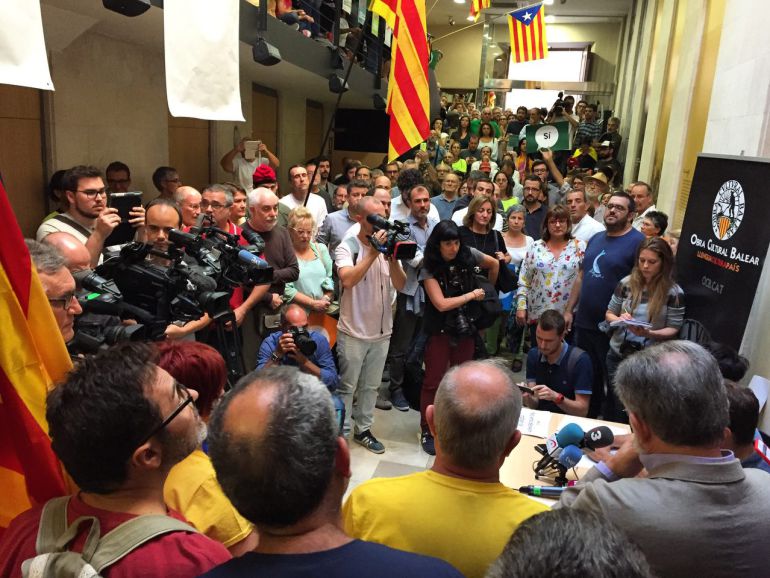 Concentraciones en Balears en apoyo a Cataluña y a favor de la independencia Concentraciones en Balears en apoyo a Cataluña y a favor de la independencia
