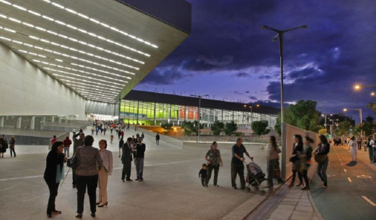 Turismo Sevilla: El Ayuntamiento estudia mejoras en el transporte público de cara a la afluencia de turismo y de congresos Turismo Sevilla: El Ayuntamiento estudia mejoras en el transporte público de cara a la afluencia de turismo y de congresos