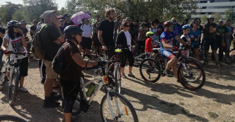 Marcha de la Plataforma a favor de la Vía Verde Marcha de la Plataforma a favor de la Vía Verde