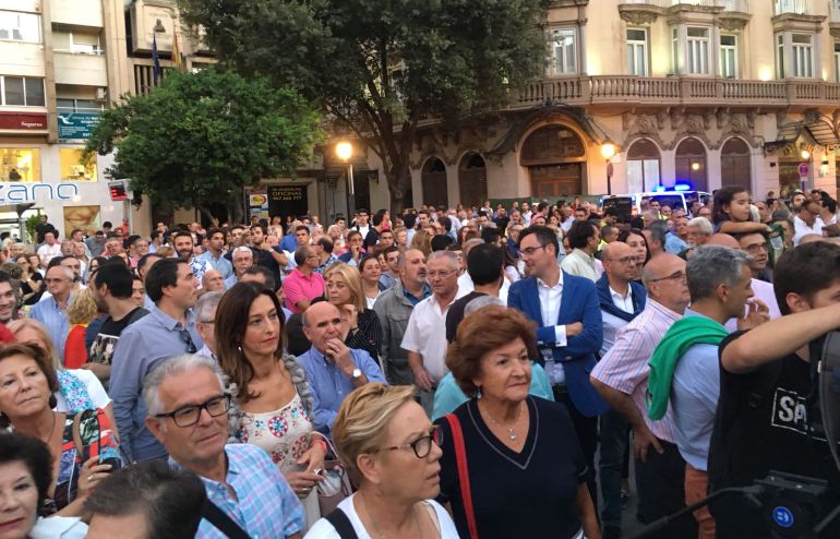 Imagen de la concentración de este lunes Imagen de la concentración de este lunes