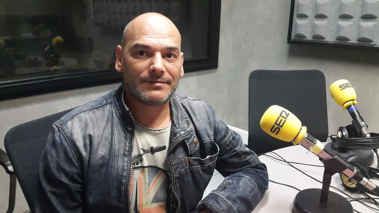 Andoni Fernández de Pinedo, responsable de la Confederación de Comisiones Obreras de Alto y Bajo Deba Andoni Fernández de Pinedo, responsable de la Confederación de Comisiones Obreras de Alto y Bajo Deba