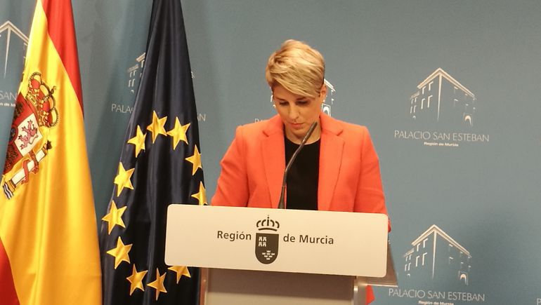 Arroyo: "Produce tristeza que Sánchez renuncie por una estrategia política" Arroyo: "Produce tristeza que Sánchez renuncie por una estrategia política"