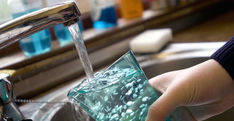 Albacete pagará un 2% menos por la factura del agua Albacete pagará un 2% menos por la factura del agua