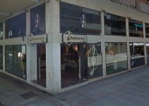 Más de 1.100 firmas piden a Stradivarius Palencia que haga un acceso para personas con movilidad reducida