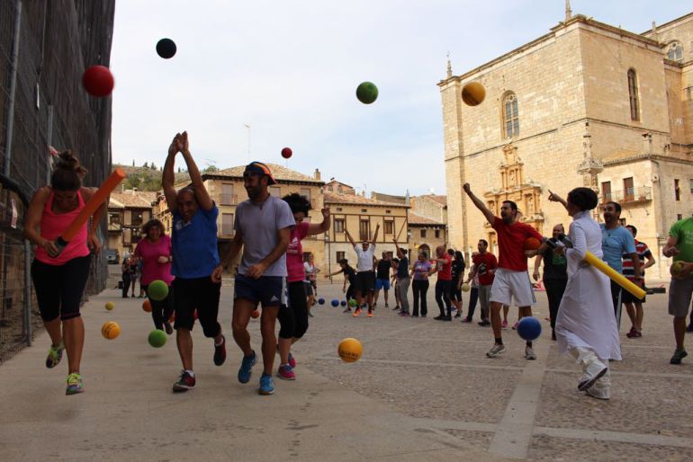 Las calles de Peñaranda son el escenario de las actividades de las Jornadas de Educación Física que este año llegan a su tercera edición Las calles de Peñaranda son el escenario de las actividades de las Jornadas de Educación Física que este año llegan a su tercera edición