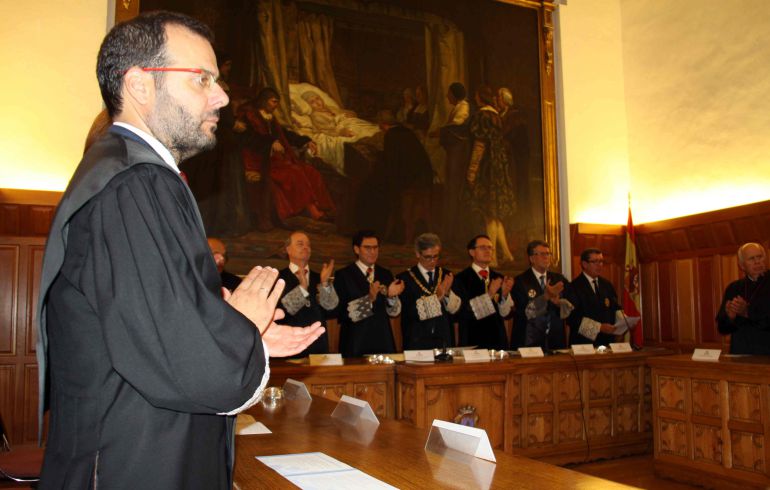 El fiscal superior advierte: no denunciar delito implica "complicidad omisiva" El fiscal superior advierte: no denunciar delito implica "complicidad omisiva"