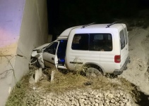 Furgoneta accidentada esta madrugada en la CV-40