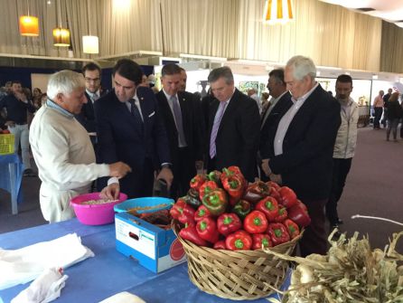 La Feria del Pimiento pone un guiño a la defensa de la unidad de España La Feria del Pimiento pone un guiño a la defensa de la unidad de España