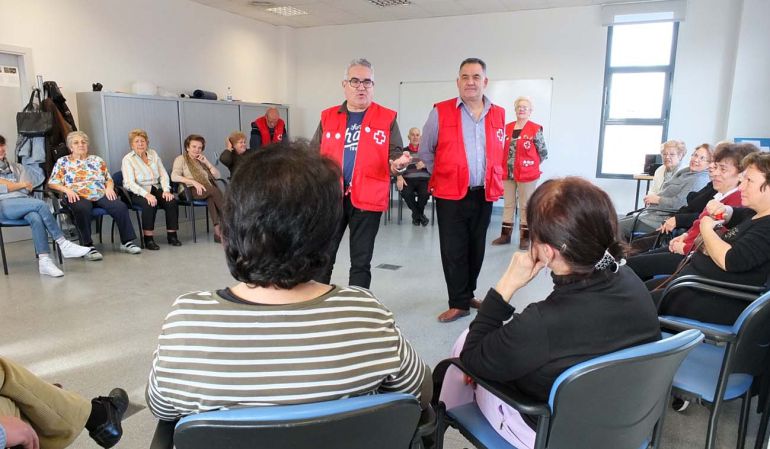 Tras el éxito de la edición anterior Cruz Roja vuelve a impartir su curso de risoterapia para personas mayores Tras el éxito de la edición anterior Cruz Roja vuelve a impartir su curso de risoterapia para personas mayores