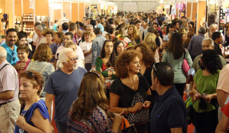 En Sansestock más de medio centenar de establecimientos locales ofrecerán miles de artículos a precios muy competitivos En Sansestock más de medio centenar de establecimientos locales ofrecerán miles de artículos a precios muy competitivos