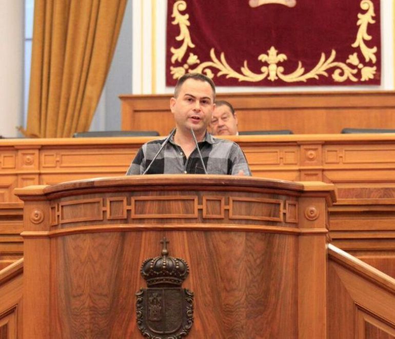 Llorente: "No tiene sentido trasvasar agua de una cuenca exhausta hacia una cuenca sobreexplotada” Llorente: "No tiene sentido trasvasar agua de una cuenca exhausta hacia una cuenca sobreexplotada”