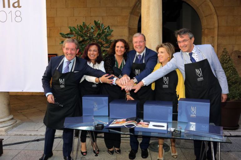 Los hosteleros de Burgos animan a León a utilizar la capitalidad gastronómica para mejorar el sector Los hosteleros de Burgos animan a León a utilizar la capitalidad gastronómica para mejorar el sector