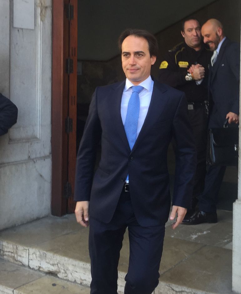 La Policía Nacional dice que Gijón controlaba la Policía Local como un 'gran hermano' La Policía Nacional dice que Gijón controlaba la Policía Local como un 'gran hermano'