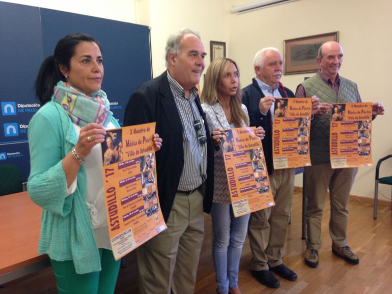 Astudillo celebra su X Muestra de Plectro del 14 al 28 de octubre Astudillo celebra su X Muestra de Plectro del 14 al 28 de octubre