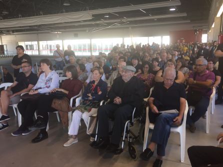 A primera fila de l'acte a Roquetes hi havia l'escriptor Manel Pérez Bonfill (segon per la dreta). A primera fila de l'acte a Roquetes hi havia l'escriptor Manel Pérez Bonfill (segon per la dreta).