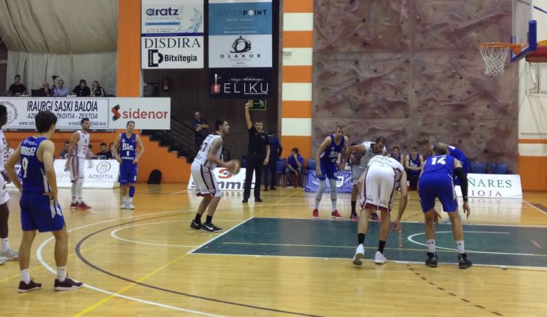 Terecera derrota consecutiva del Club Ourense Baloncesto, esta vez en la cancha del Sammic Hostelería por 89 a 80 Terecera derrota consecutiva del Club Ourense Baloncesto, esta vez en la cancha del Sammic Hostelería por 89 a 80