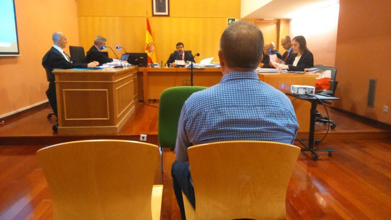 Accidente en Tornadizos (Ávila): Condenan al conductor del autobús a tres años y dos meses de cárcel Accidente en Tornadizos (Ávila): Condenan al conductor del autobús a tres años y dos meses de cárcel