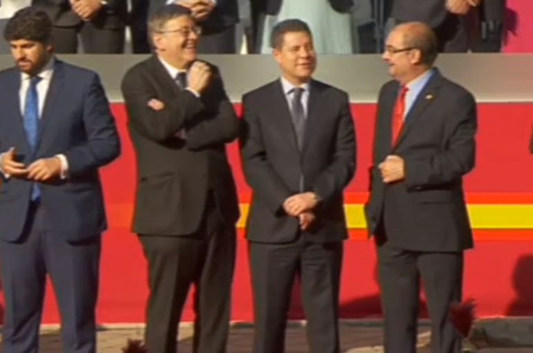 Los presidentes autonómicos Ximo Puig, Emiliano García-Page y Javier Lanvan en el desfile de las fuerzas armadas Los presidentes autonómicos Ximo Puig, Emiliano García-Page y Javier Lanvan en el desfile de las fuerzas armadas