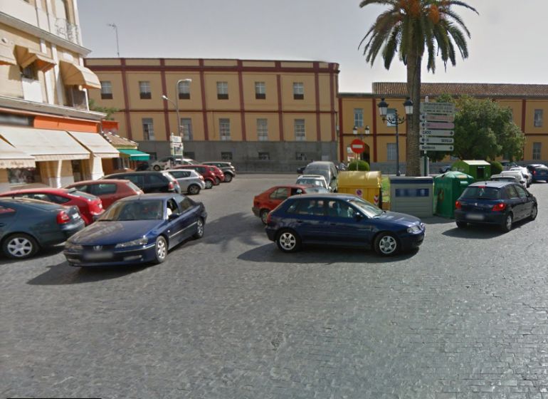 Denunciado por cantar y tocar las palmas en la calle Denunciado por cantar y tocar las palmas en la calle