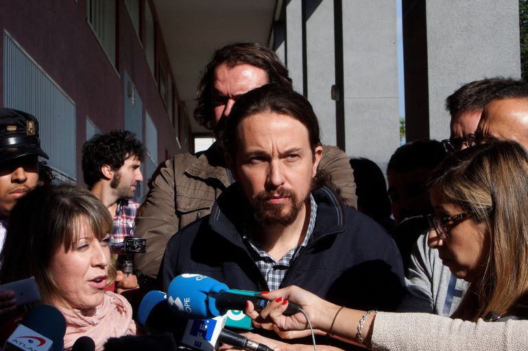 Pablo Iglesias durante su visita a Navia Pablo Iglesias durante su visita a Navia