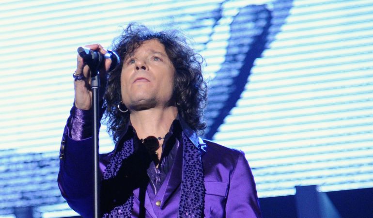 Bunbury, durante un concierto Bunbury, durante un concierto