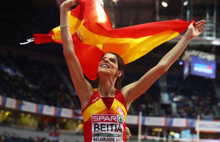 Ruth Beitia se retira tras una trayectoria profesional brillante. Ruth Beitia se retira tras una trayectoria profesional brillante.