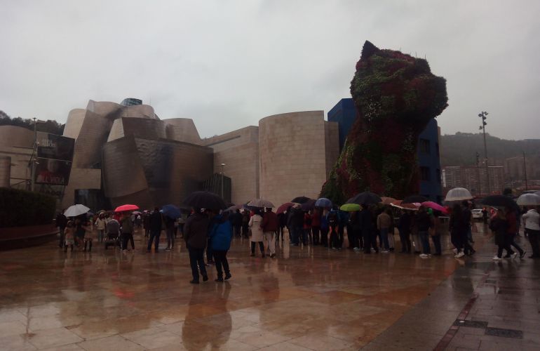 Aniversario Guggenheim: 'Puppy', acompañado todo el fin de semana Aniversario Guggenheim: 'Puppy', acompañado todo el fin de semana