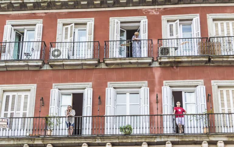 Las comunidades de vecinos de la Región sufren una morosidad del 6% Las comunidades de vecinos de la Región sufren una morosidad del 6%