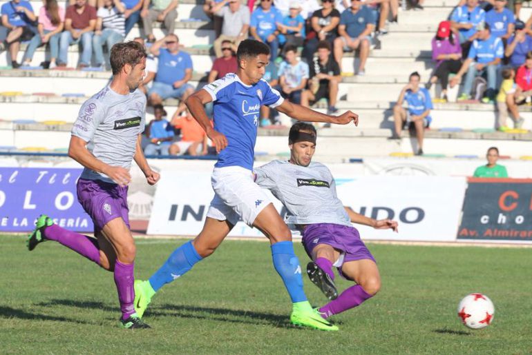 El Real Murcia cae también con Salmerón y el Lorca Deportiva gana y ya no es colista El Real Murcia cae también con Salmerón y el Lorca Deportiva gana y ya no es colista