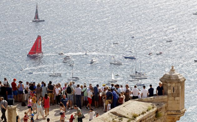 La Columna de Carlos Arcaya: Ahora que ya se han ido los barcos La Columna de Carlos Arcaya: Ahora que ya se han ido los barcos