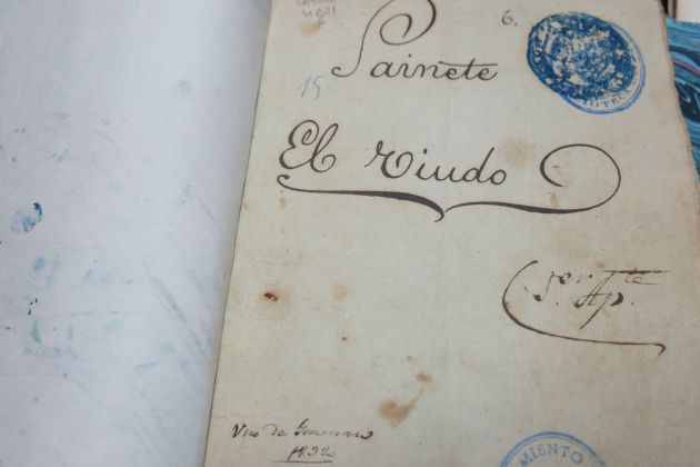Uno de los textos manuscritos por Adolfo de Castro Uno de los textos manuscritos por Adolfo de Castro