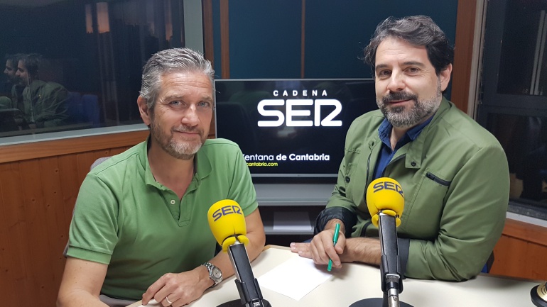 Javier Ceruti y Román San Martín, contertulios en el estudio de la Ventana Javier Ceruti y Román San Martín, contertulios en el estudio de la Ventana