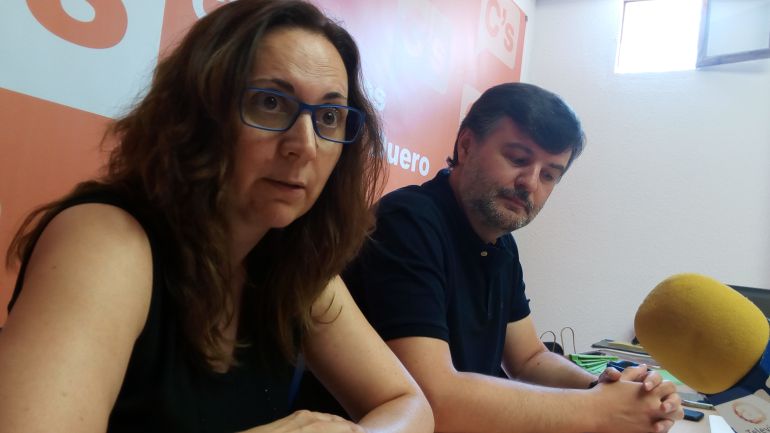Elia Salinero y Francisco Martín Hontoria, concejales de Ciudadanos en Aranda Elia Salinero y Francisco Martín Hontoria, concejales de Ciudadanos en Aranda