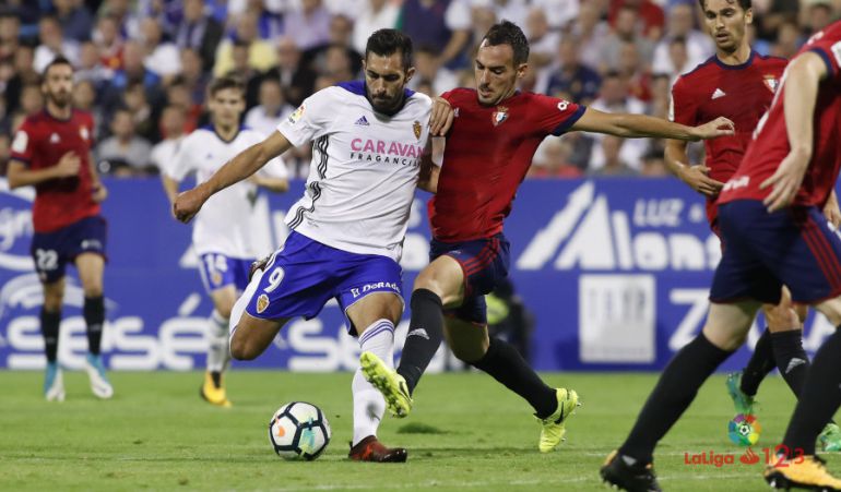 Iglesias, en un lance del partido Zaragoza-Osasuna Iglesias, en un lance del partido Zaragoza-Osasuna