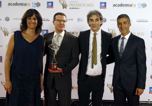 David Pinillos y David Flechan tras recoger el Premio Iris a la mejor realización por Velvet capítulo final en directo David Pinillos y David Flechan tras recoger el Premio Iris a la mejor realización por Velvet capítulo final en directo